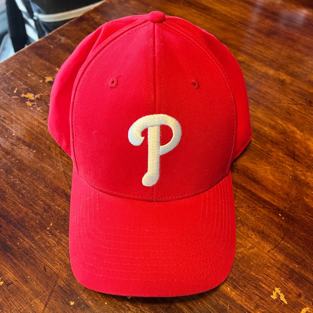 🖤⚾️5/$10 red Phillies Hat
